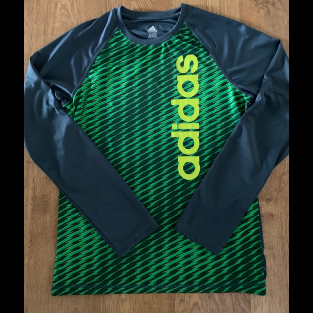 Boys Sz large (14/16)  Adidas long sleeved Shirt